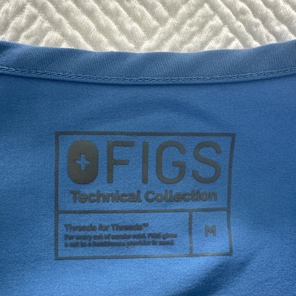 Figs 2pc Set Top&Pants - Picture 6 of 15